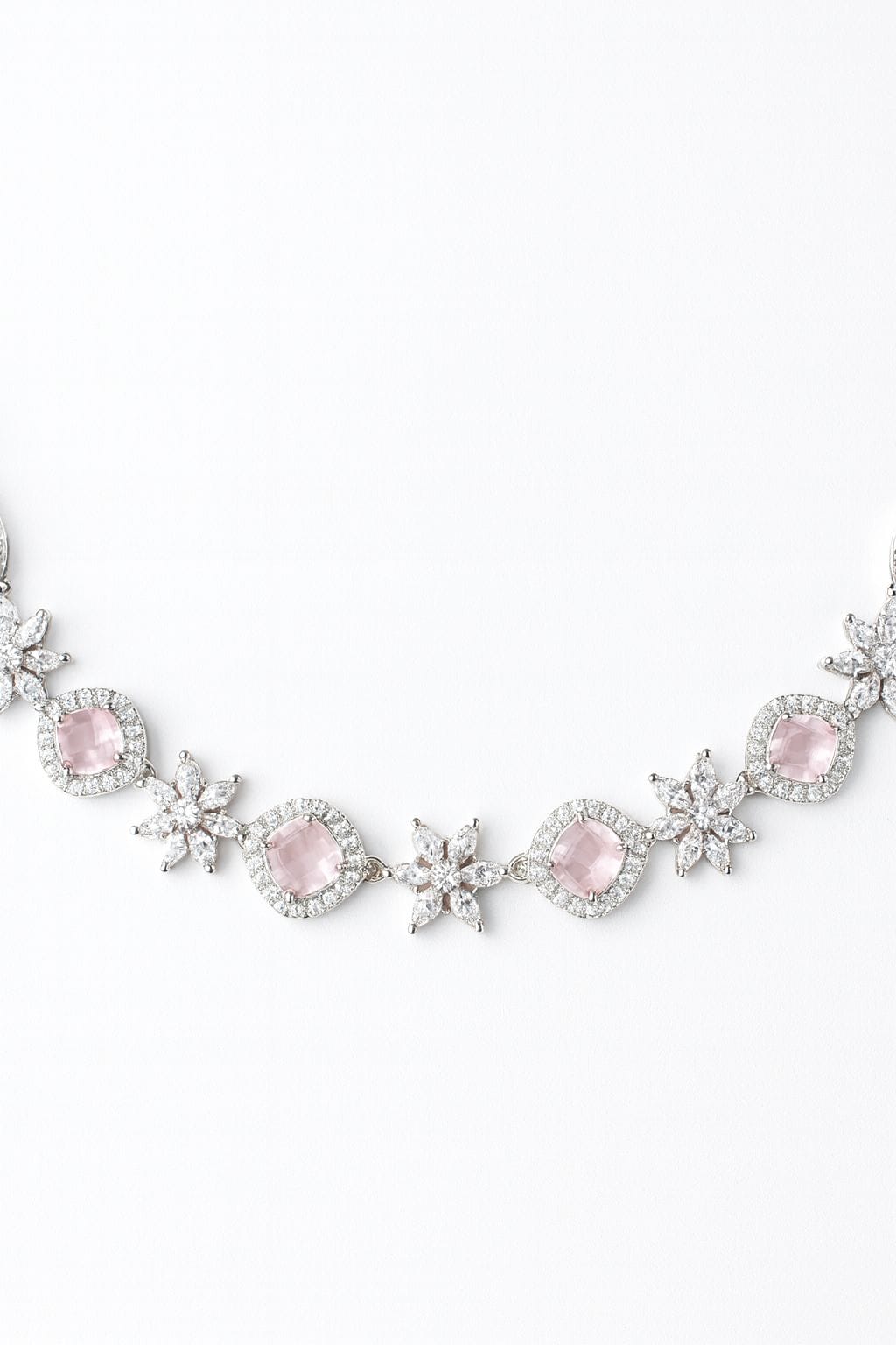 Blush Pink Necklace – Floral Cushion