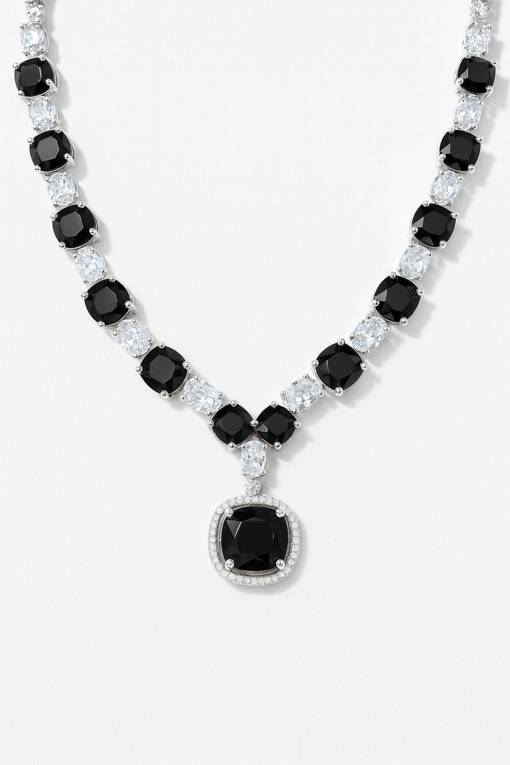 Black Onyx & American Diamond Necklace – Pendant Halo