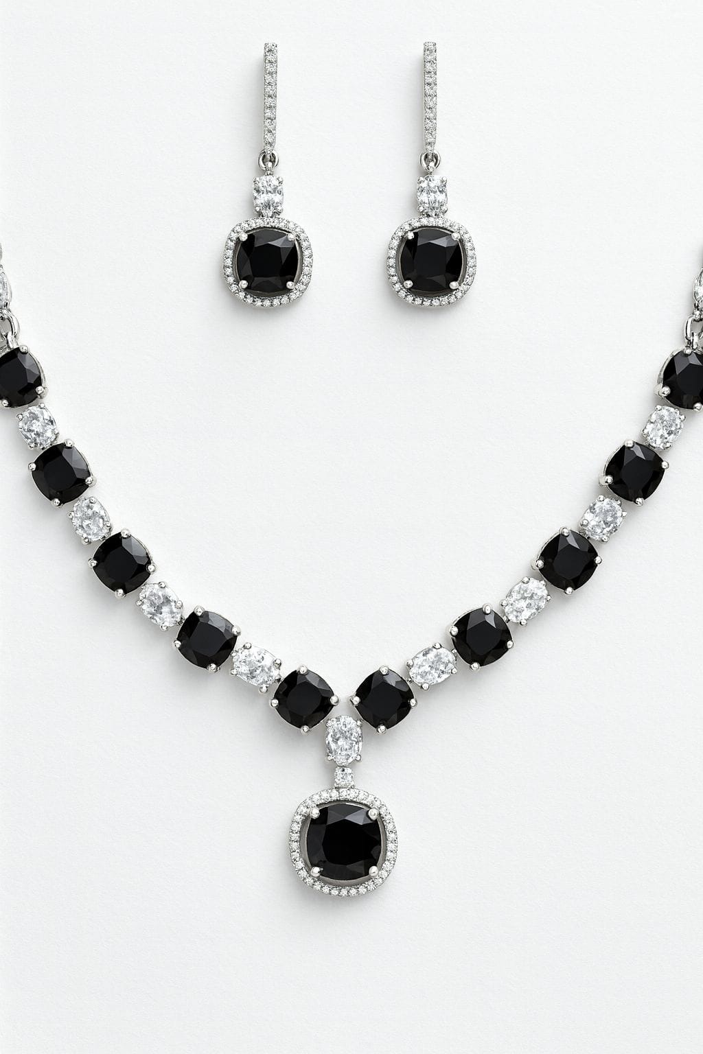 Black Onyx & American Diamond Necklace – Pendant Halo - Image 2