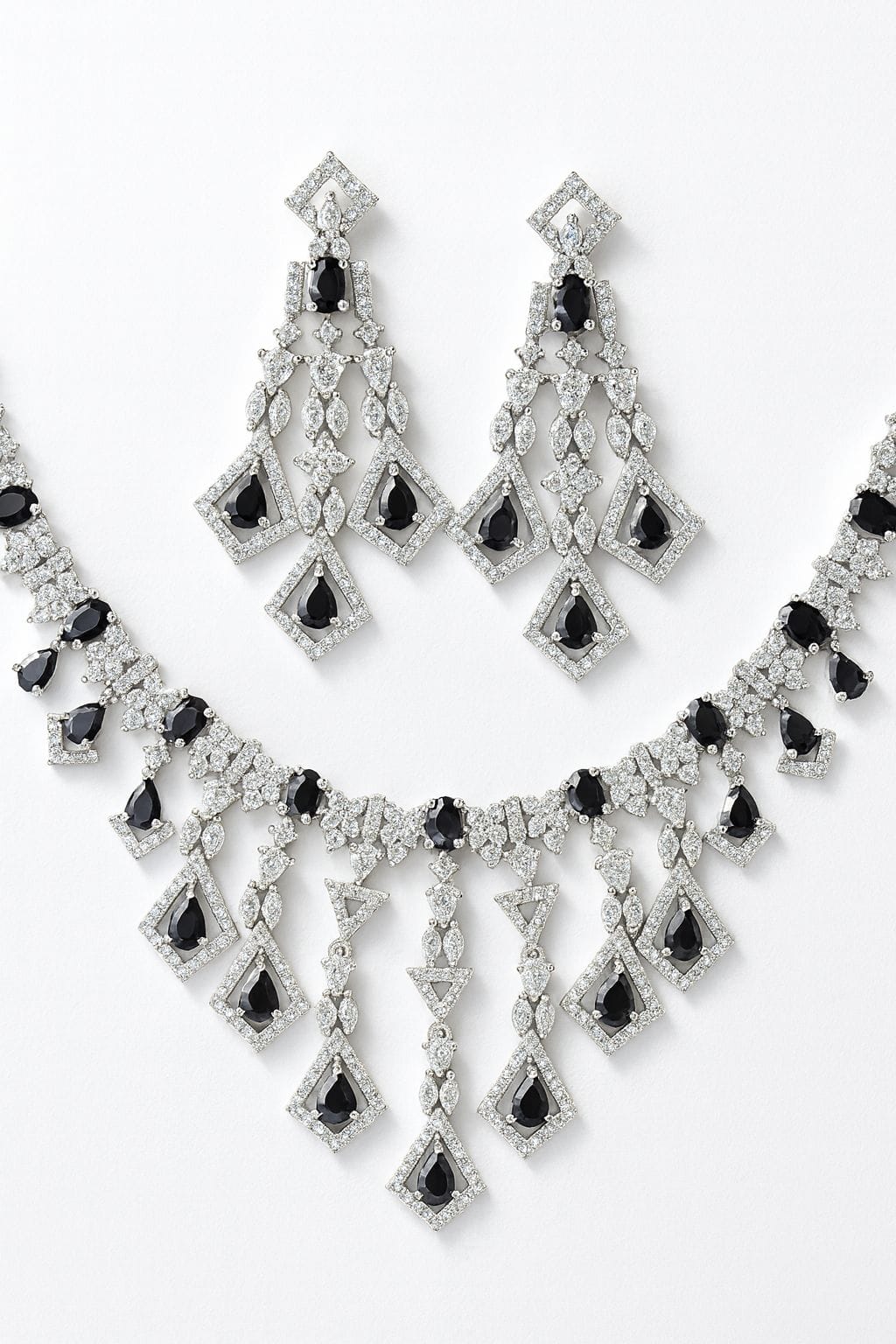 Black Onyx & American Diamond Necklace – Chandelier - Image 3