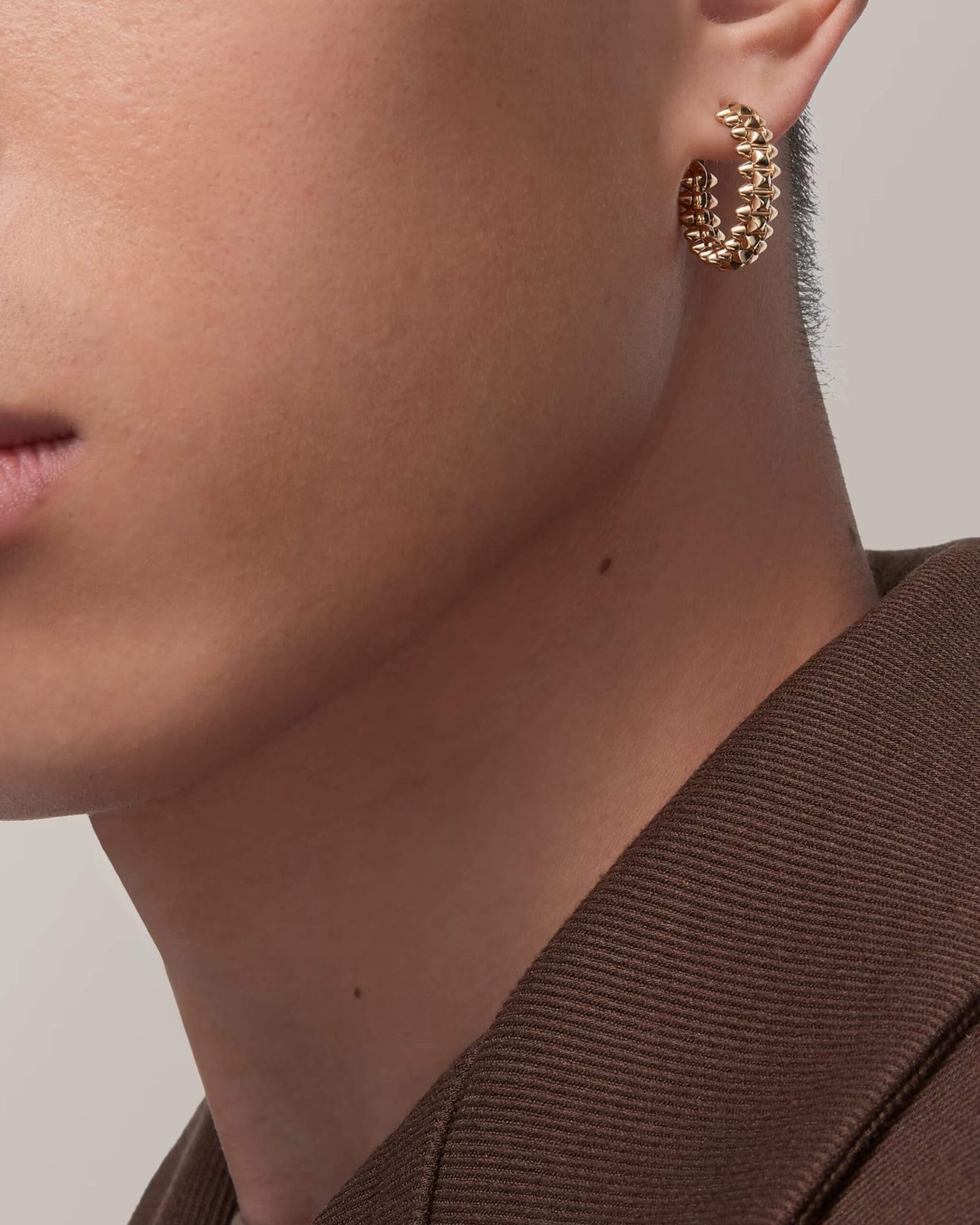 Clash de Cartier earrings small Model - Image 2